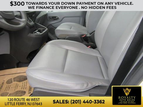 Used 2018 Ford Transit 350 148 Medium Roof image 7