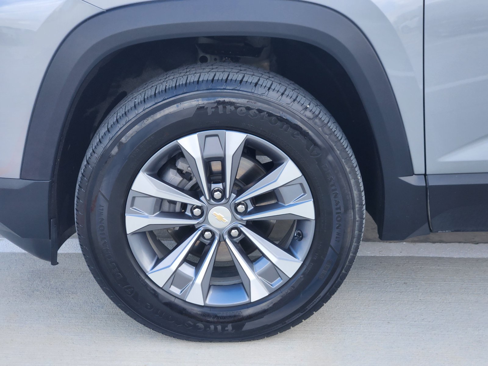 Certified 2025 Chevrolet Equinox LT w/ Safety and Technology Package FWD image 12