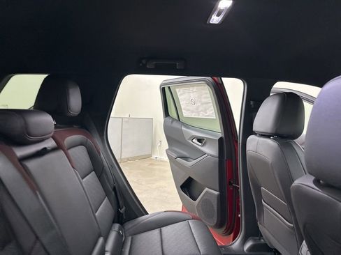 New 2026 Chevrolet Equinox RS w/ Convenience Package III AWD/4WD image 22