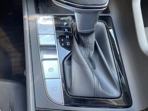 Used 2021 Hyundai Elantra SEL w/ Convenience Package FWD image 28