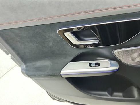 Used 2023 Mercedes-Benz EQE 500 500 Sedan image 32