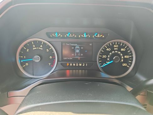 Used 2016 Ford F150 XLT w/ Equipment Group 302A Luxury AWD/4WD image 18