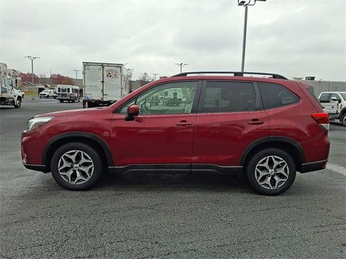 Used 2019 Subaru Forester Premium image 5