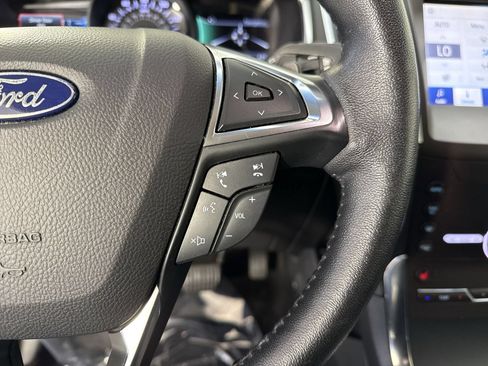 Used 2020 Ford Edge Titanium w/ Class II Trailer Tow Package AWD/4WD image 14