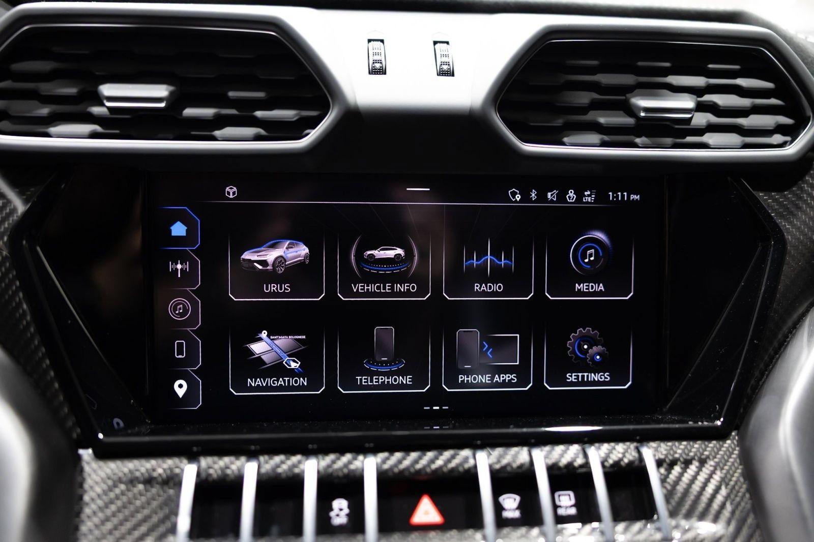 Used 2024 Lamborghini Urus Performante AWD/4WD image 30