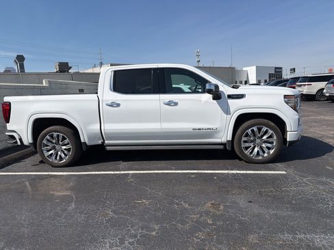 Used 2024 GMC Sierra 1500 Denali w/ Denali Reserve Package AWD/4WD image 4