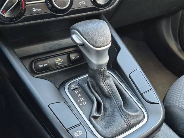 Used 2024 Kia Soul LX w/ Option Group 015 FWD image 11