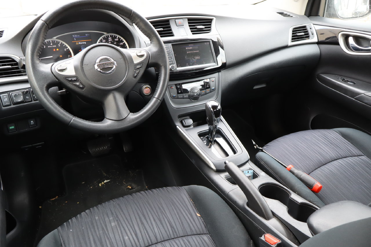 Used 2019 Nissan Sentra SV FWD image 4