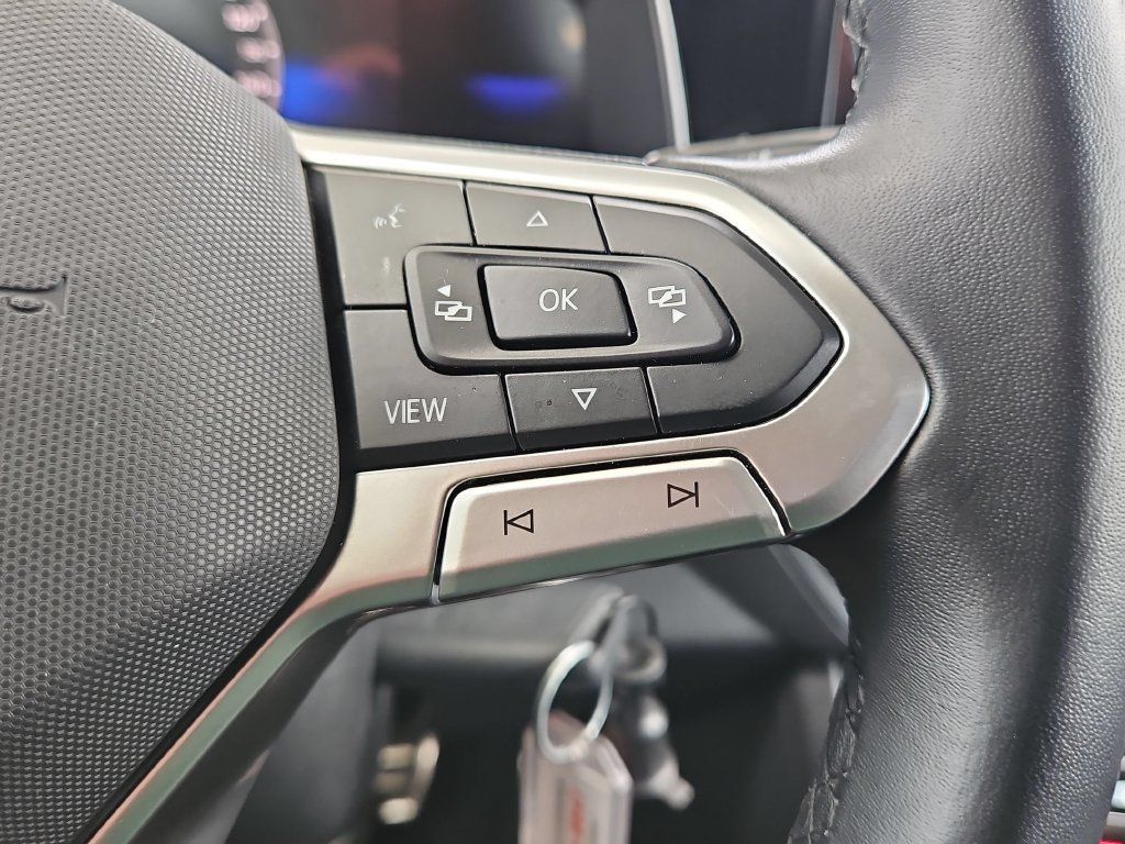 Used 2025 Volkswagen Jetta Sport FWD image 22