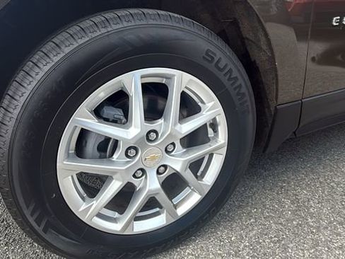 Used 2023 Chevrolet Equinox LT image 12