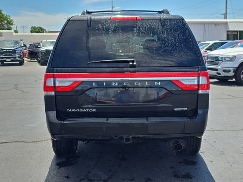 Used 2015 Lincoln Navigator 4WD image 58