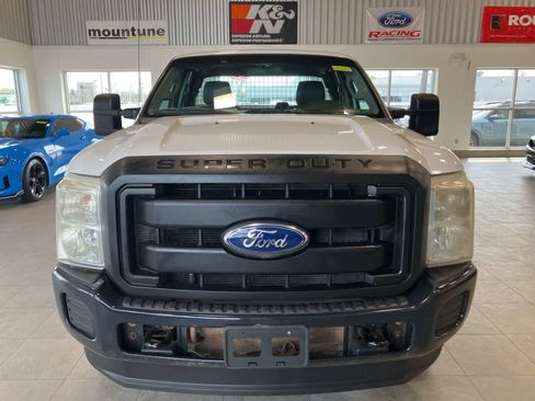 Used 2011 Ford F250 XL w/ FX4 Off Road Pkg AWD/4WD image 2