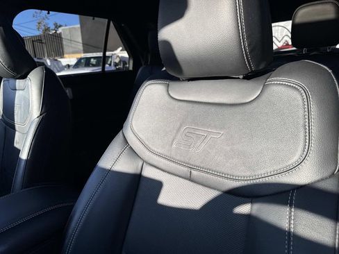 Used 2022 Ford Explorer ST w/ Equipment Group 401A image 21