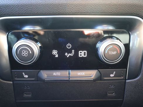 New 2026 GMC Yukon XL Elevation w/ LPO, Elevation Black Package image 31