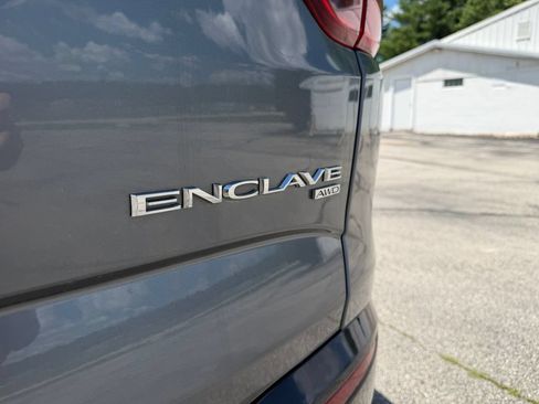 Used 2019 Buick Enclave Essence AWD/4WD image 39