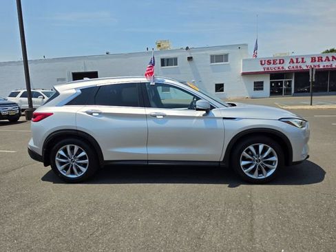Used 2020 INFINITI QX50 Luxe AWD/4WD image 8