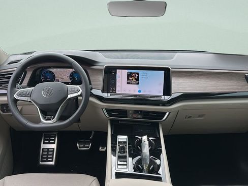 New 2026 Volkswagen Atlas SEL Premium R-Line image 13