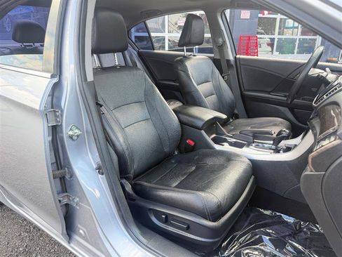 Used 2016 Honda Accord EX-L image 18