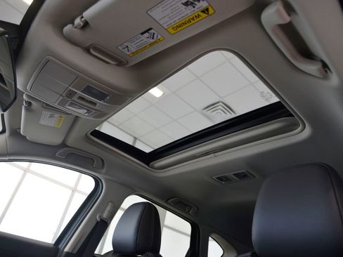 Used 2025 MAZDA CX-5 AWD 2.5 S w/ Preferred Package image 27