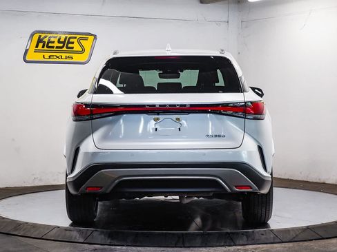 Used 2024 Lexus RX 350 Premium w/ Convenience Package FWD image 3