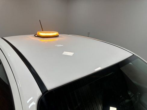 Used 2021 Chevrolet Colorado LT w/ Fleet Safety Package image 58