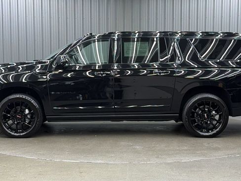 Used 2026 GMC Yukon XL Denali w/ Sun & Power Step Package AWD/4WD image 2