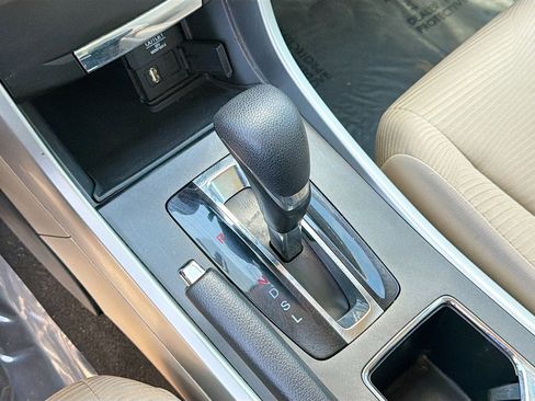 Used 2014 Honda Accord LX image 26