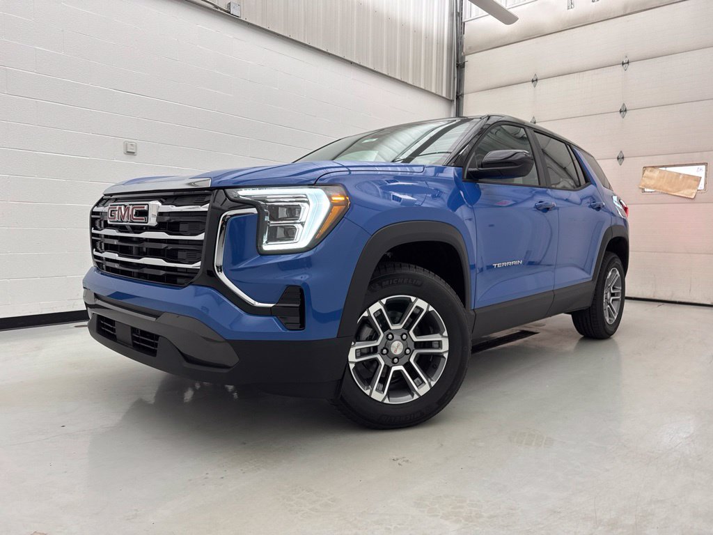 New 2027 GMC Terrain Elevation AWD/4WD image 3
