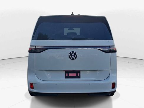 Used 2025 Volkswagen ID. Buzz Pro S RWD image 4