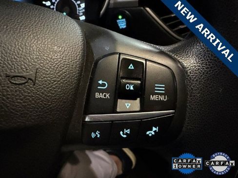Used 2020 Ford Escape SE image 9