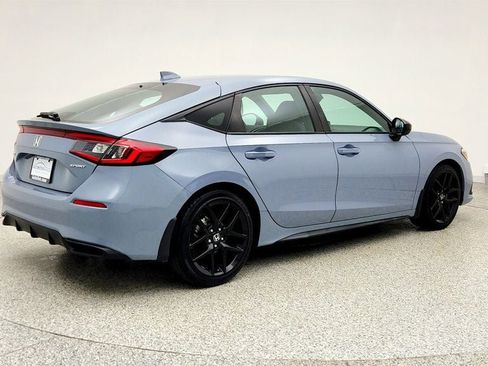Used 2023 Honda Civic Sport image 5