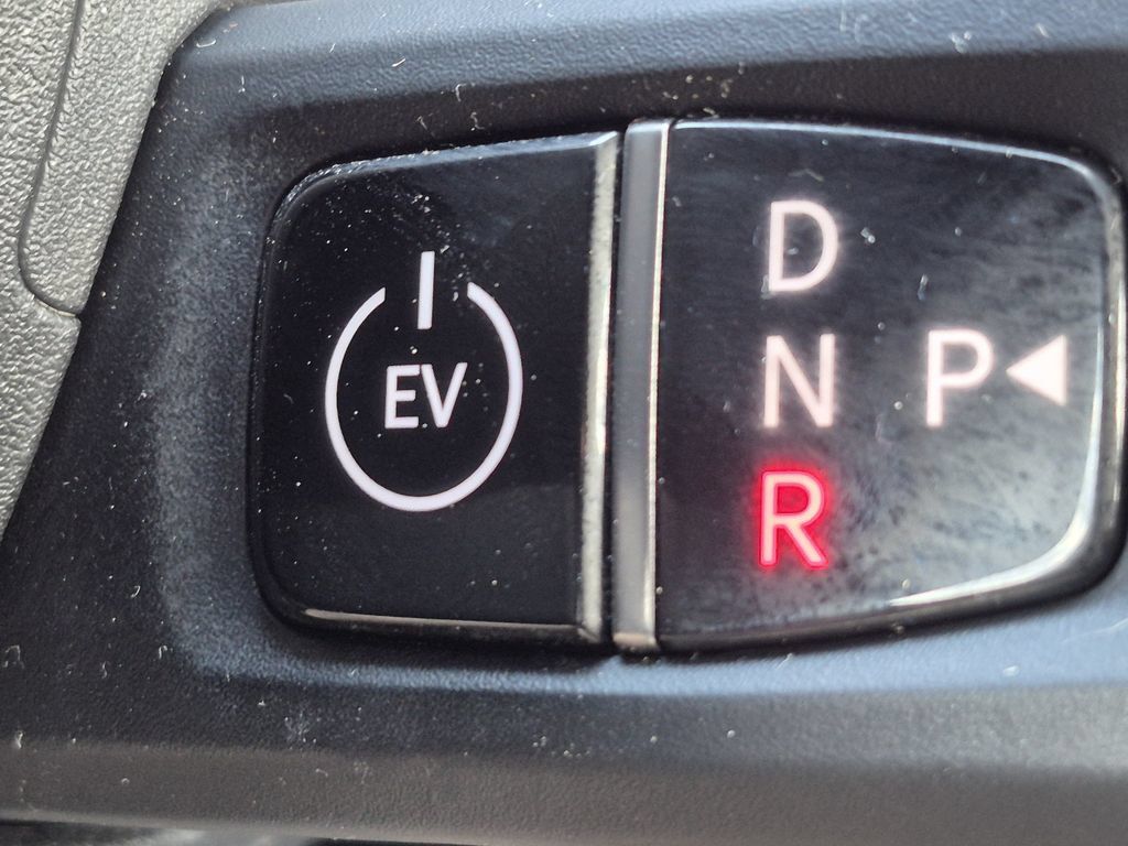 Used 2024 Kia EV9 GT-Line AWD/4WD image 24