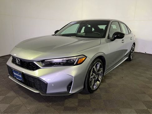 Used 2025 Honda Civic Sport Touring image 3