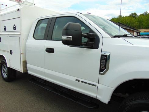 Used 2020 Ford F250 XL w/ Power Equipment Group AWD/4WD image 34