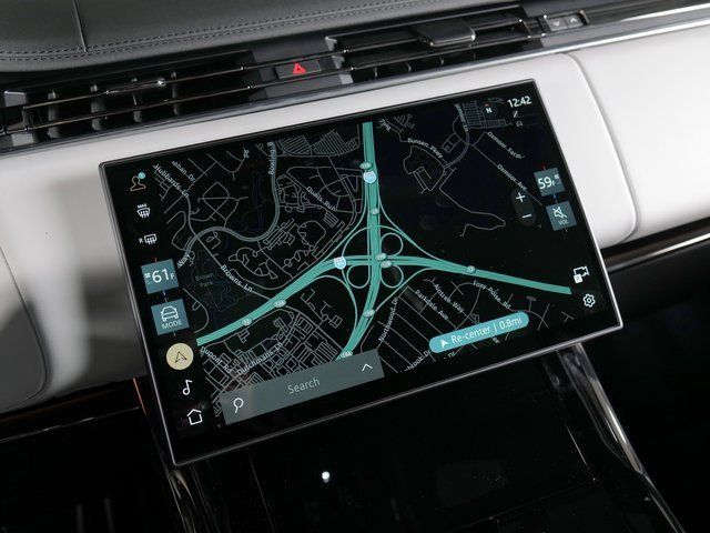 New 2026 Land Rover Range Rover Sport Dynamic SE AWD/4WD image 15