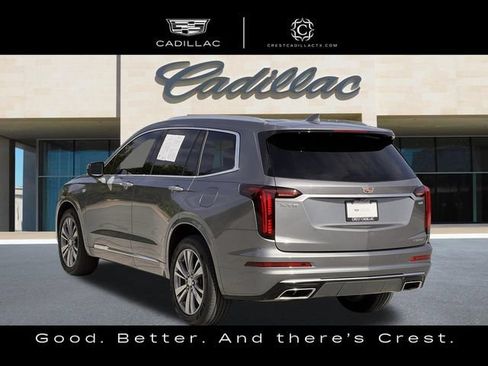 Certified 2022 Cadillac XT6 Premium Luxury FWD image 10