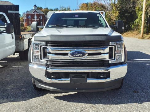 Used 2017 Ford F350 XLT w/ Snow Plow Prep Package image 3