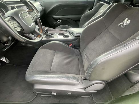 Used 2023 Dodge Challenger R/T Scat Pack w/ Plus Package image 17