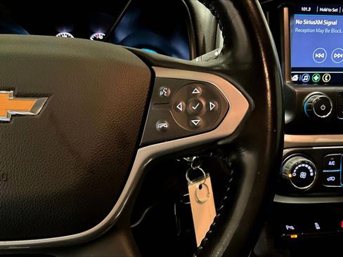 Used 2022 Chevrolet Colorado LT w/ Fleet Safety Package image 13