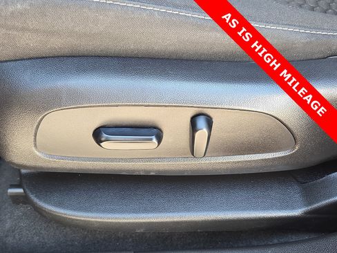 Used 2019 GMC Acadia SLE w/ Driver Alert Package I FWD image 16