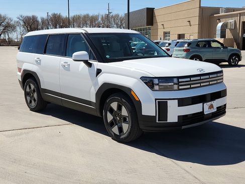 New 2026 Hyundai Santa Fe SE image 6