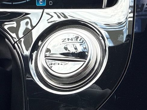 Used 2025 Mercedes-Benz E 53 AMG e 4MATIC Sedan image 37