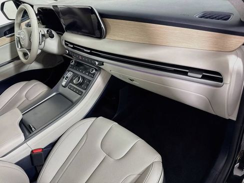 Certified 2024 Hyundai Palisade Limited AWD/4WD image 34