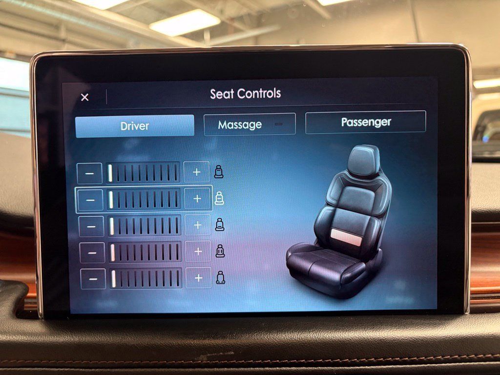Used 2021 Lincoln Aviator Reserve w/ Equipment Group 202A AWD/4WD image 23
