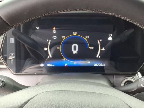 Used 2025 Chevrolet Trax ACTIV w/ Driver Confidence Package FWD image 19