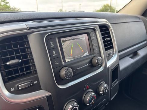 Used 2024 RAM 1500 Classic SLT AWD/4WD image 32