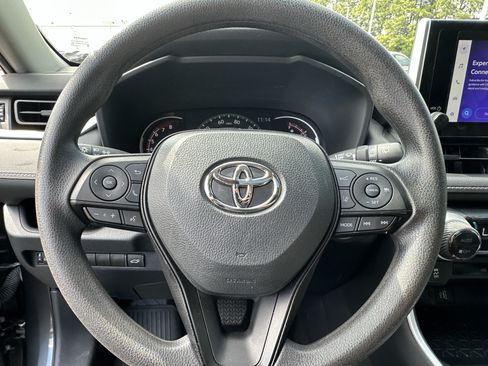 Used 2023 Toyota RAV4 XLE w/ Convenience Package FWD image 6