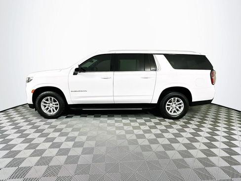 Used 2021 Chevrolet Suburban LT image 14