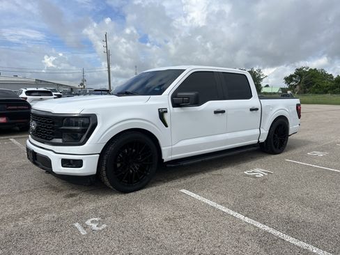 Used 2024 Ford F150 STX AWD/4WD image 4