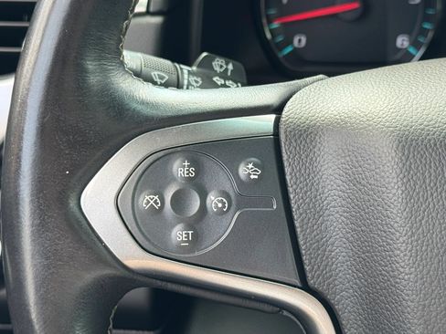 Used 2017 Chevrolet Suburban LT AWD/4WD image 36
